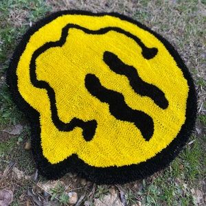 Trippy Smiley Tufted Rug/Hand-made With Non-slide backing for slick floors.